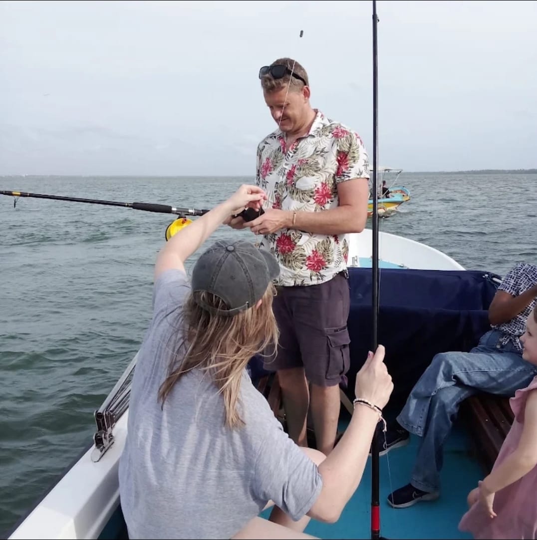 Prasa Boat Safari - Negombo Marine Voyage