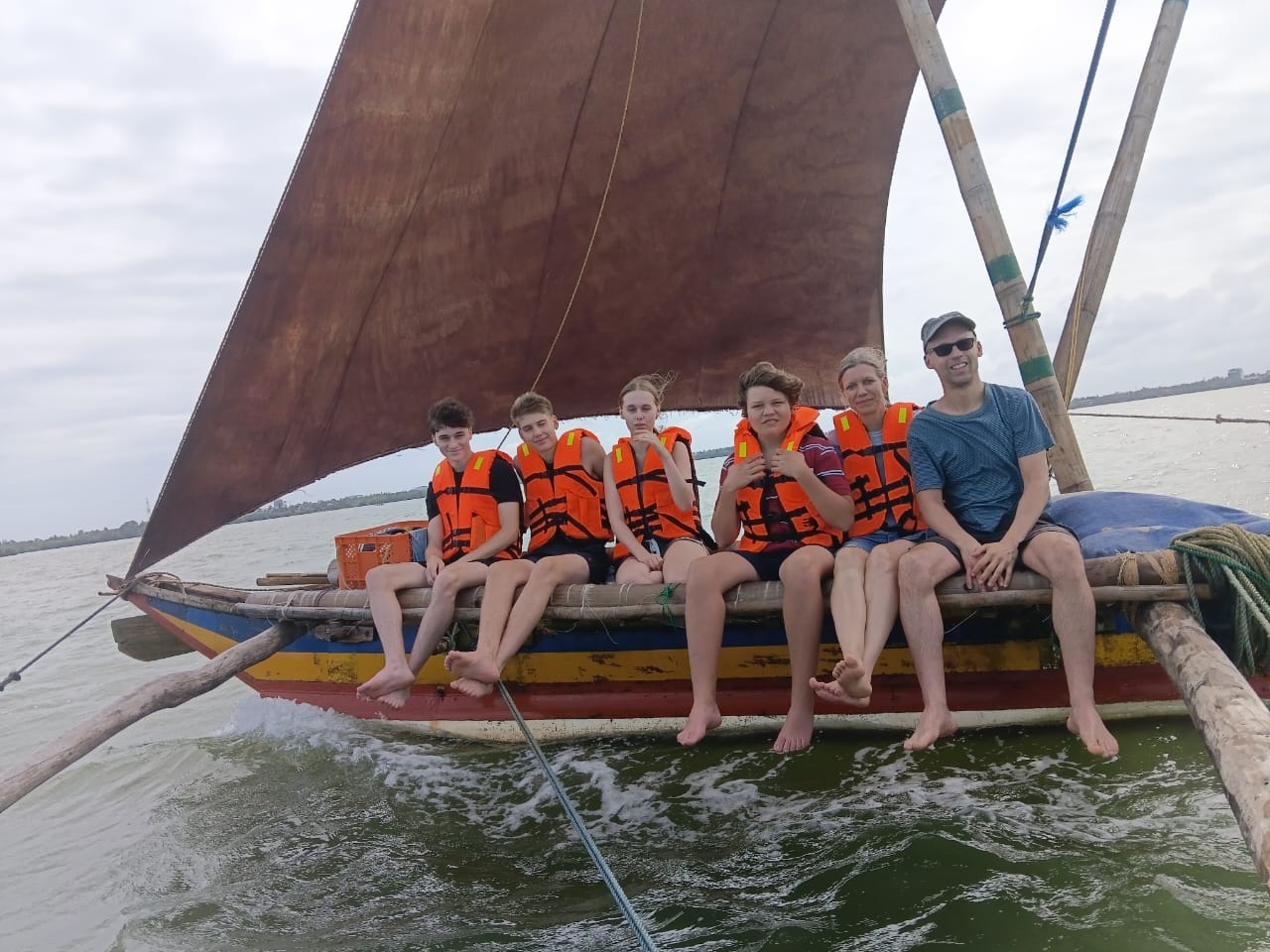 Prasa Boat Safari - Negombo Marine Voyage